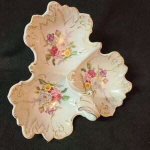 Vintage Beckwith Porcelain Leaf Shaped Trinket Candy Dish Roses Floral Gold Trim